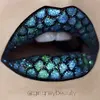 lip-art-make-up-andrea-reed-girl-grey-beauty-34__605.webp