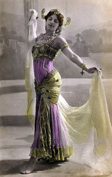 379px-Mata_Hari_6.jpg