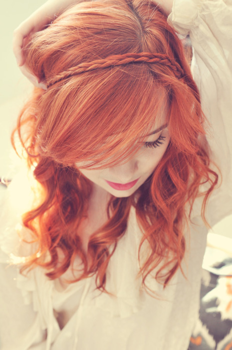 red_haired_girl_by_yourssmiley-d4ed18n.jpg